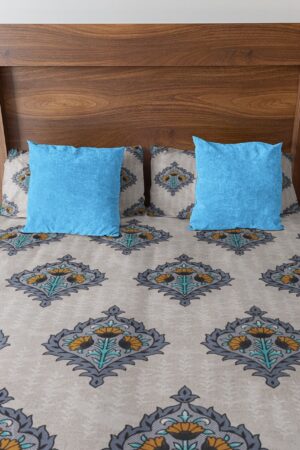 Haryana Hoops Queen Size Floral  printed Bedsheet with 2 Pillow Covers